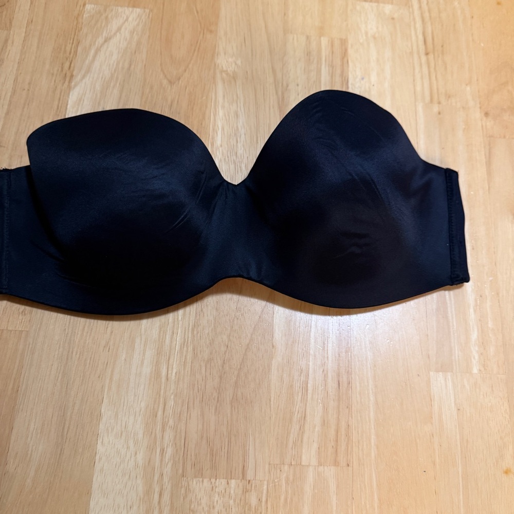 Victoria’s Secret PINK Bra Women’s 38C Black Lightly Lined Push Up
